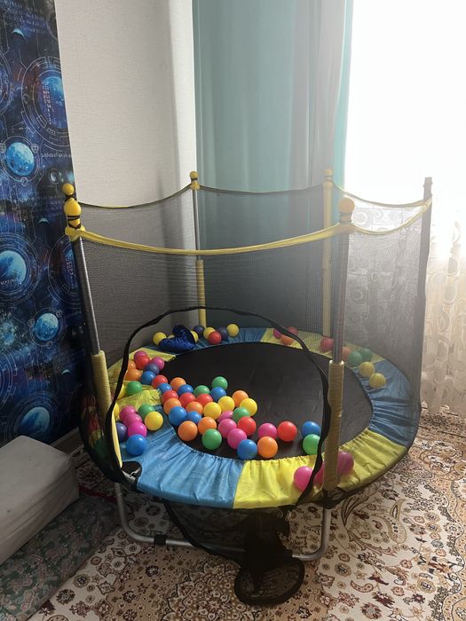 Продам Детский батут.