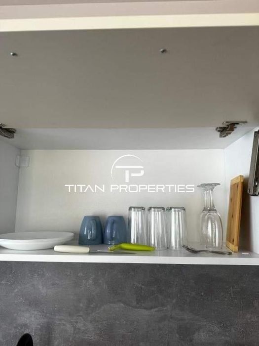 Дава се под наем Тристаен апартамент в Варна, Център - 72 кв.м за 800 € - Снимка #3