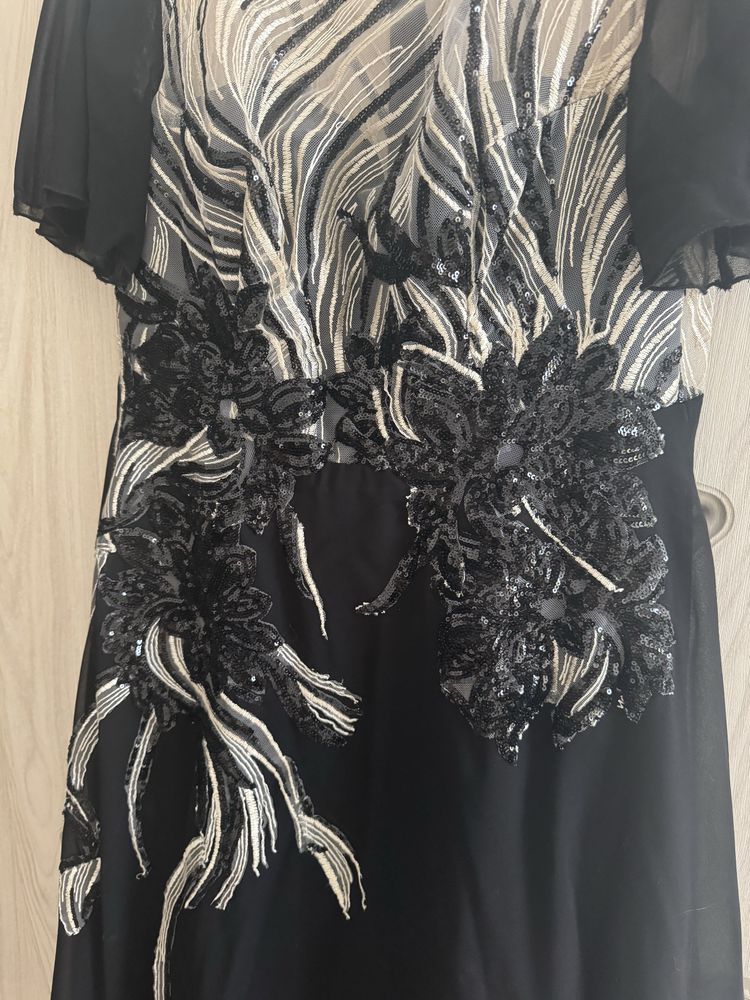 Официални рокля L/XL Liza Kain и Абитуриентска рокля Liza Kain S/M
