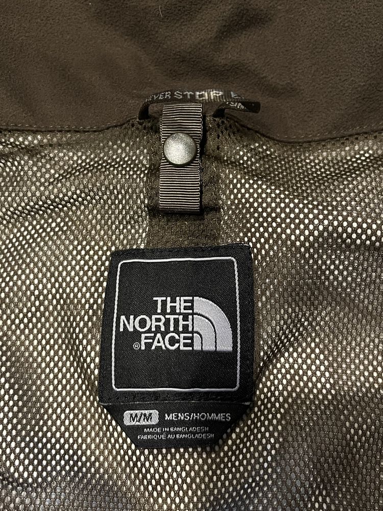 The North Face HyVent яке размер M