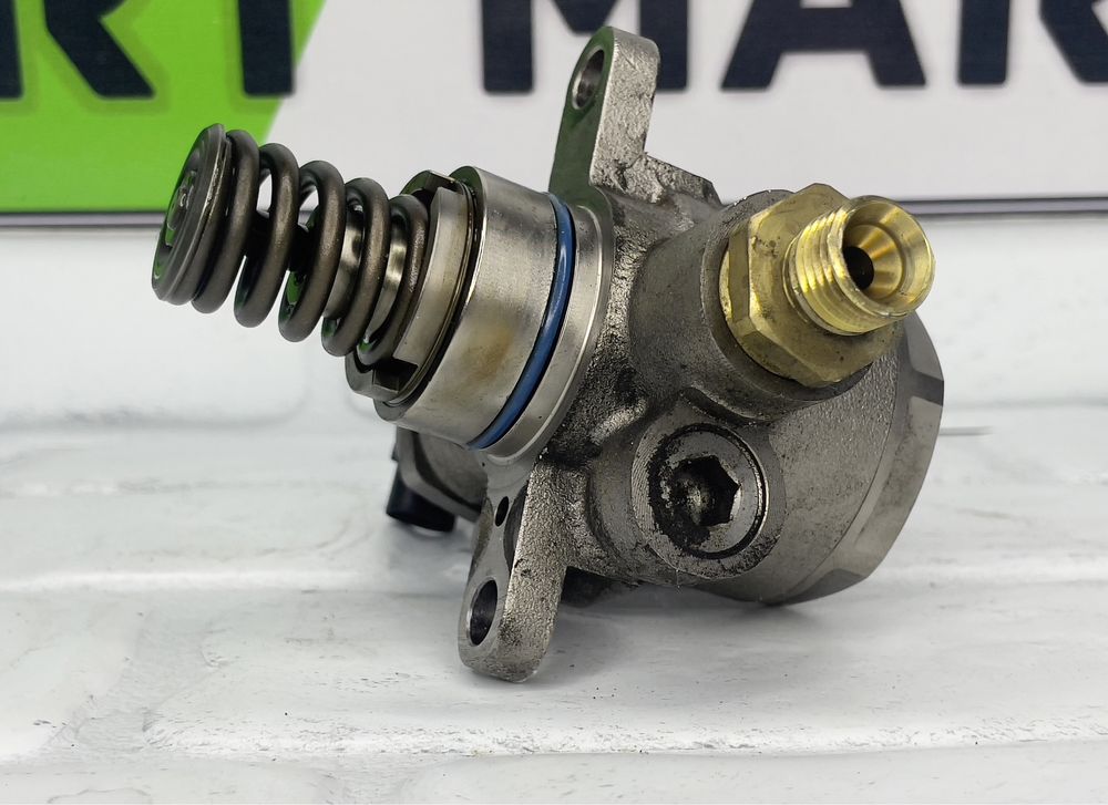 Помпа високо налягане AUDI 3.0TFSI 06M127A01 06M127026H