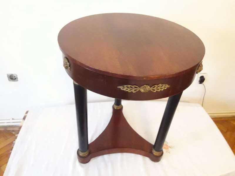 Masa rotunda vintage