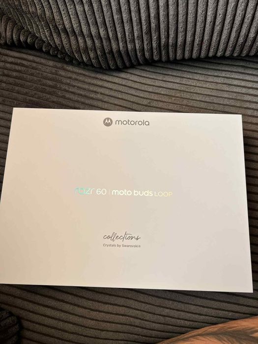 Motorola RAZR 60 Swarovski crystals collaboration