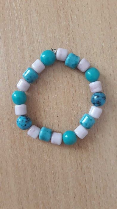 Ръчно изработени гривни