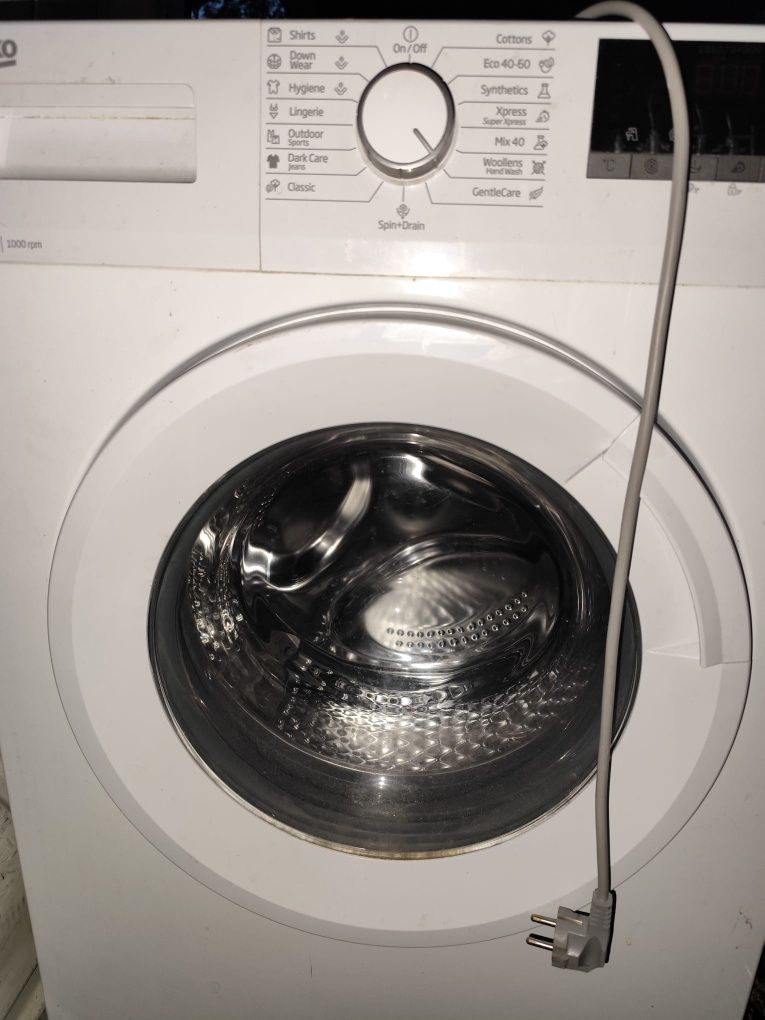 Masina de spălat Beko ca noua