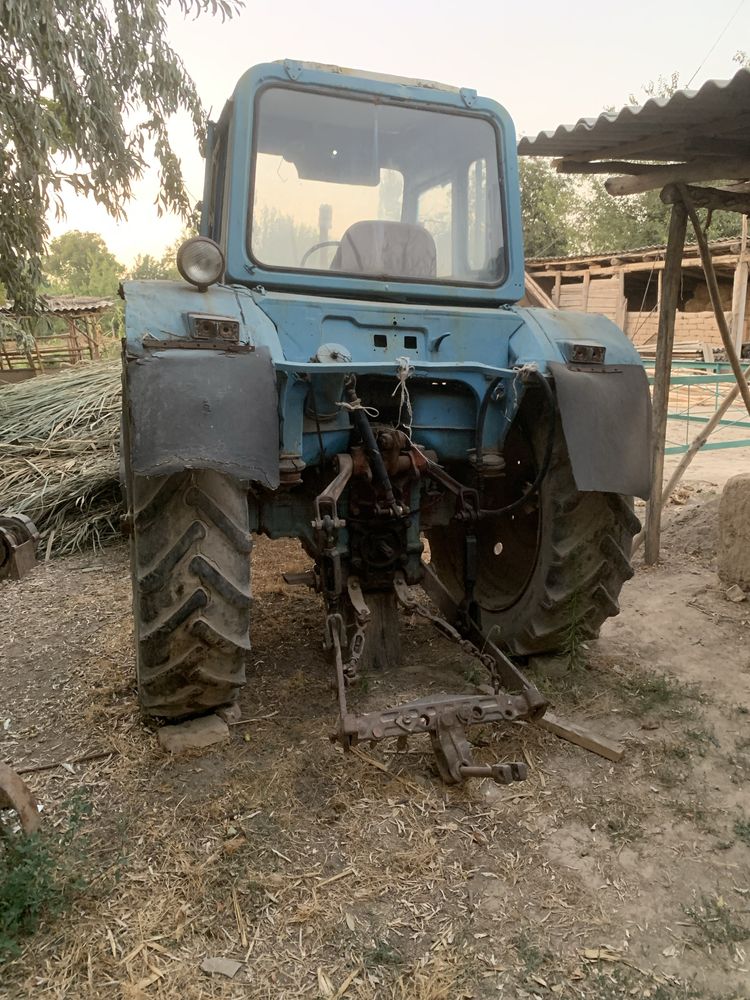 Mtz 80  sotiladi