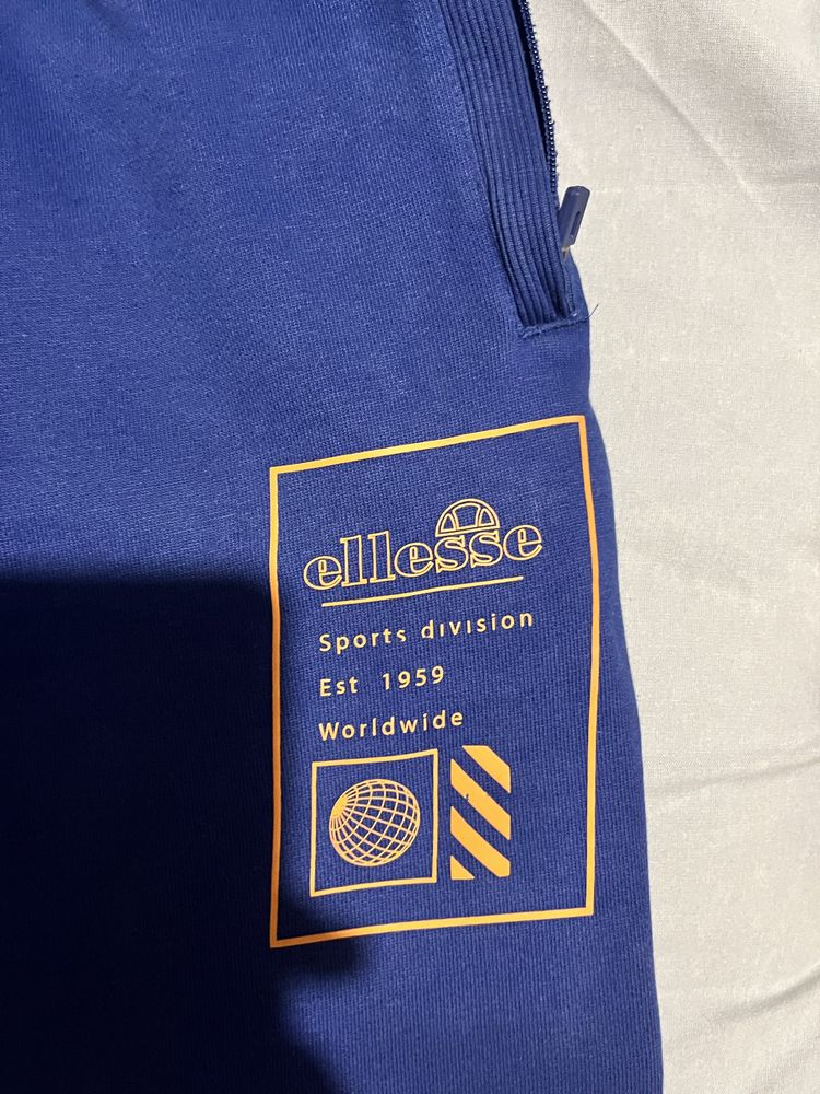 Екип  ellesse син цвят