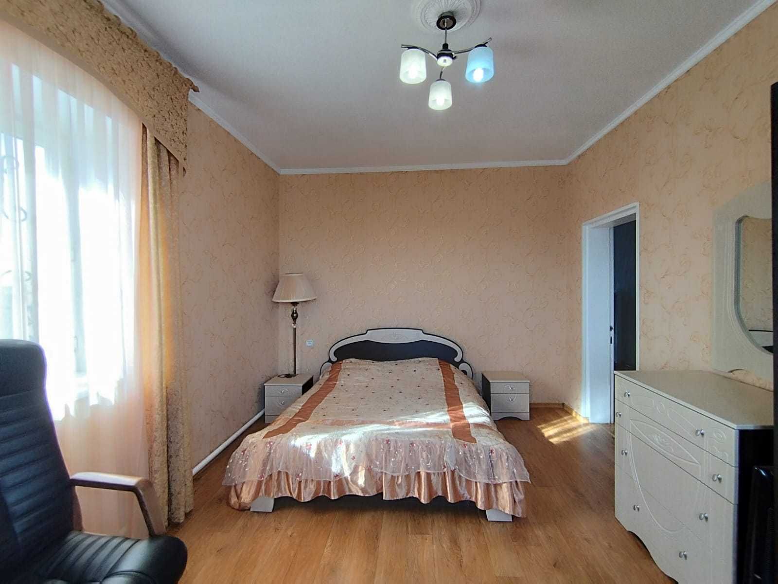 Продам 3этажный, меблированный, с бытовой техникой, особняк в Отрадное