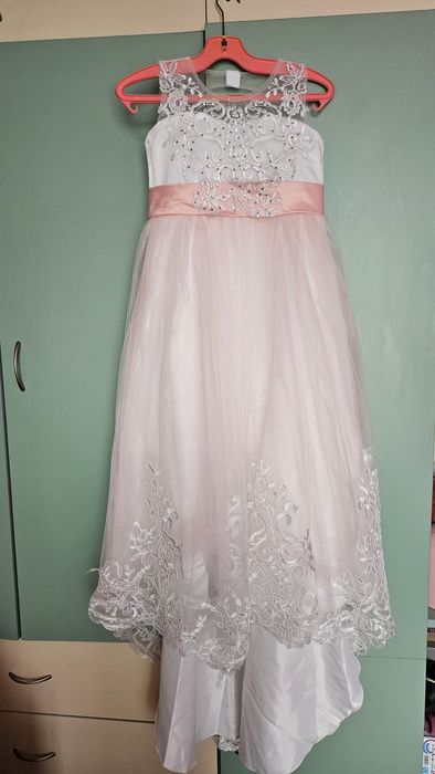 Официални рокли за момиче