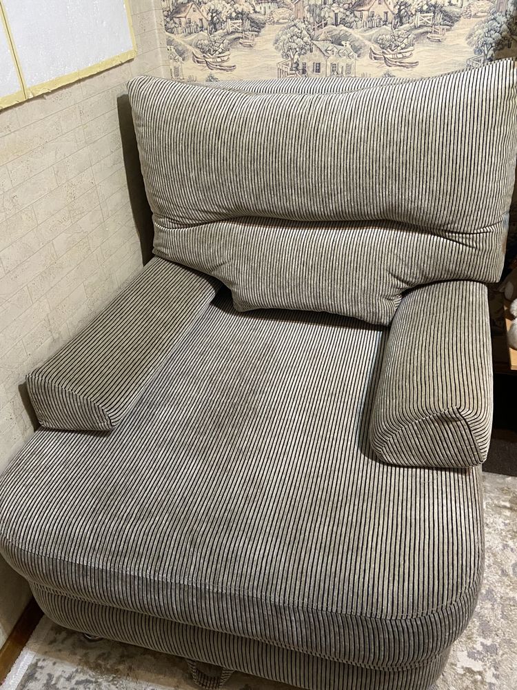 Продам раскладное кресло