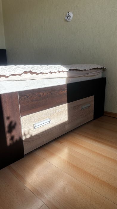 Секция за спалня и легло (приста) с матрак 120/200