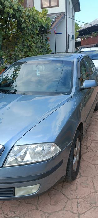 Vând Skoda Octavia 2