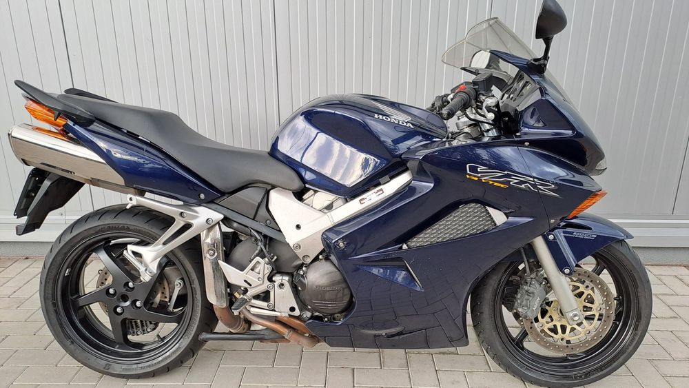 Honda vfr800 v-tec 2002