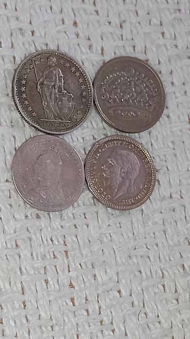 Vand 8 monede Argint straine si romanesti vechi de colectie