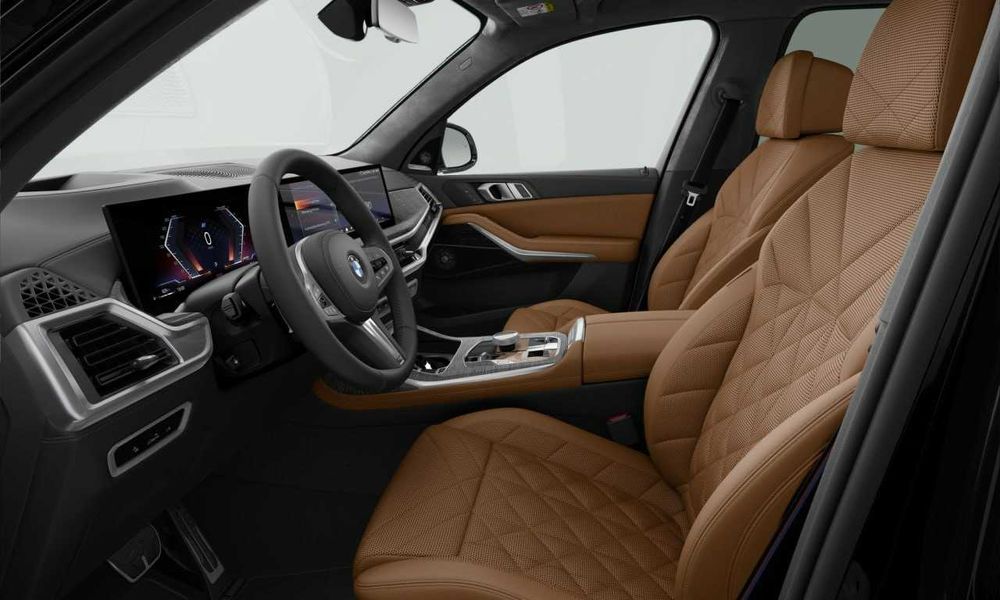 BMW X7 xDrive40i (G07) с гарантии