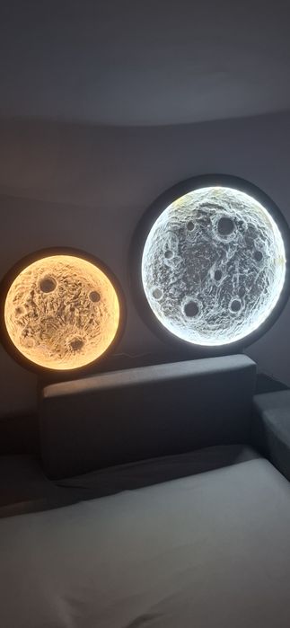 Tabloul luna luminata