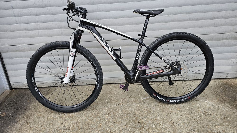 Карбонов Canyon 29"