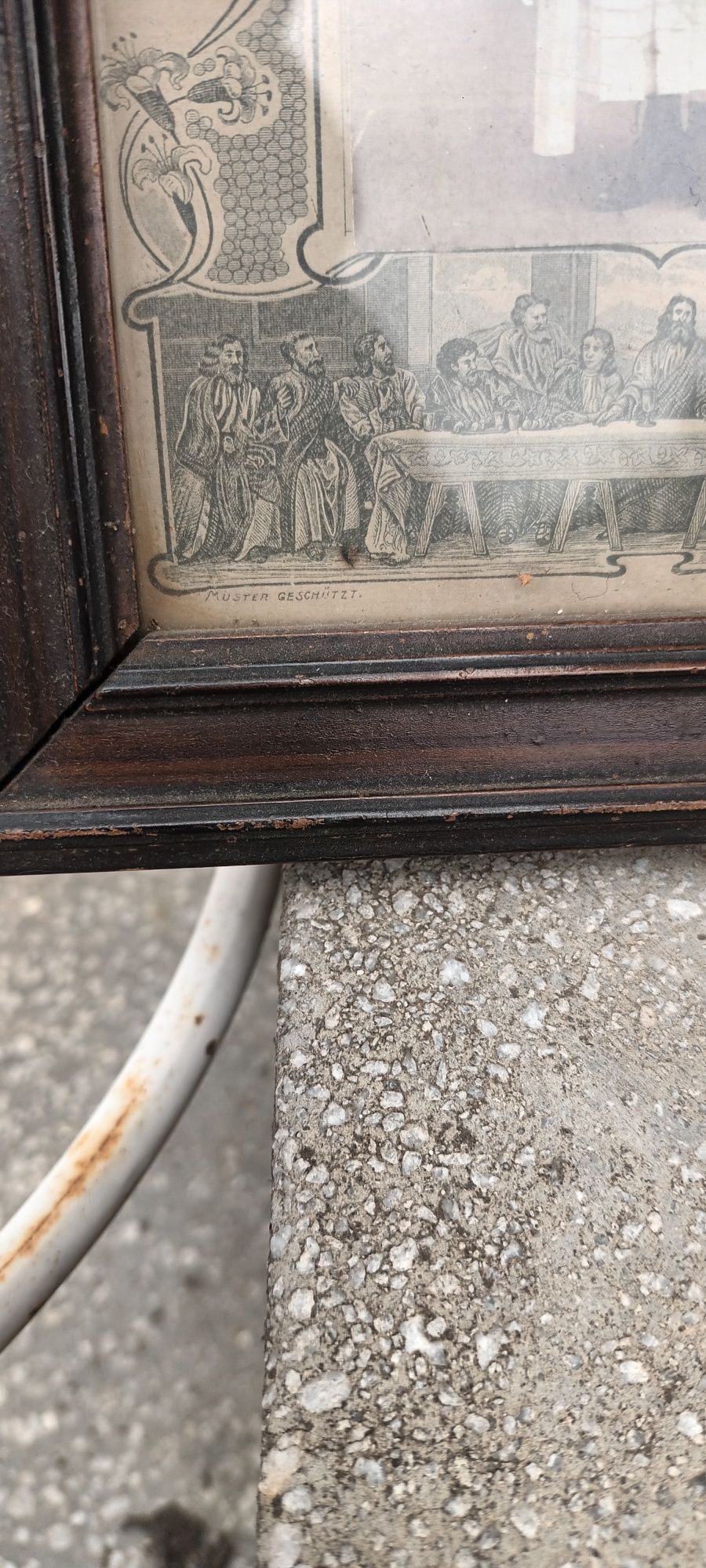 Fotografie veche în rama din lemn