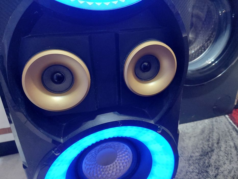 Vând Boxă novistar second-hand