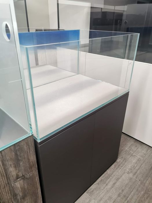 Заказ билан ясаймиз аквариумлар