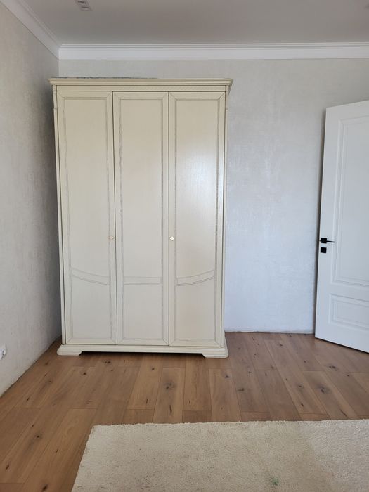 Продам шкаф и кровать