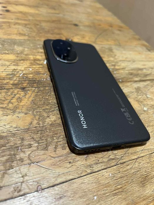 Honor 200 512 gb 12 ram
