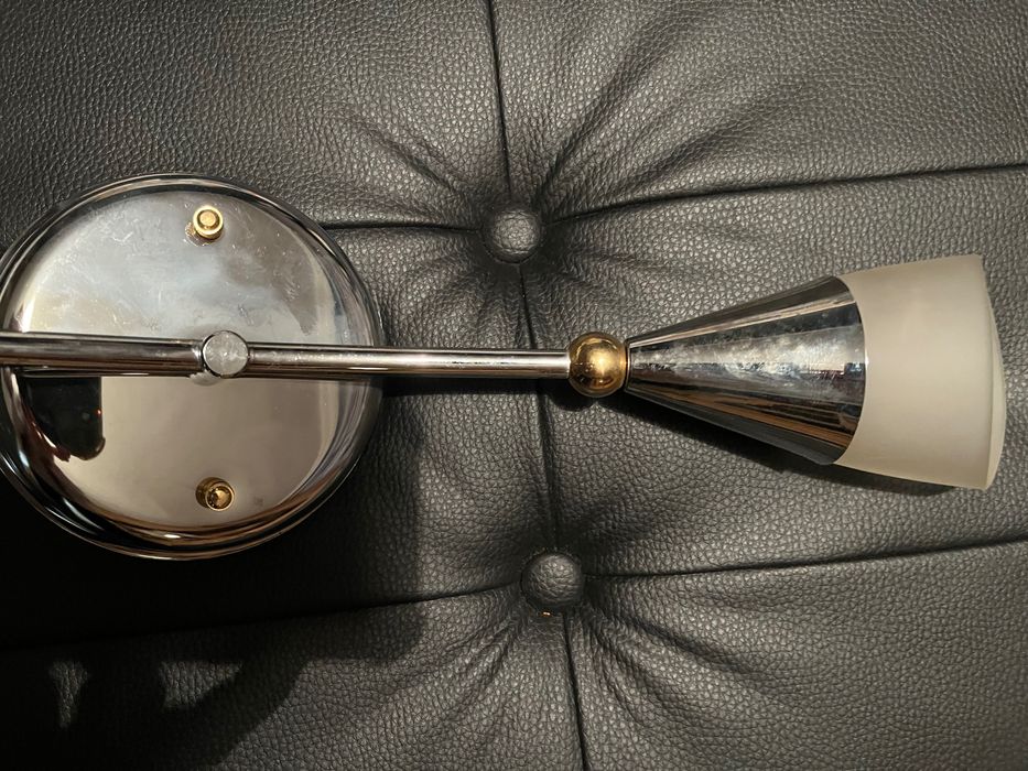 Аплик за стена единичен