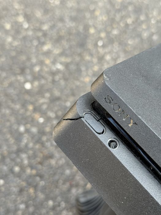 Конзола Sony Playstation 4 Slim (PS4), 500 GB, Черен + 2 геймпада