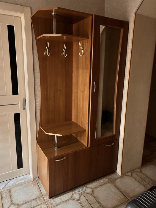 Продаю шкаф-прихожку