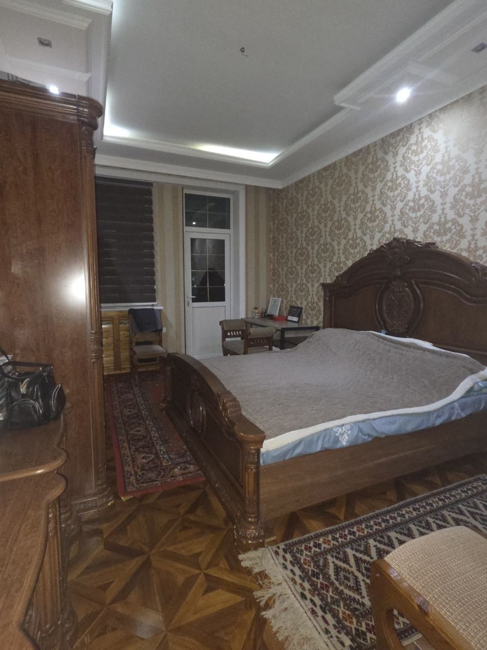 Продажа Срочно Чиланзар 1 Высокопотолочка  3/4/4 Аллея Гагарина!