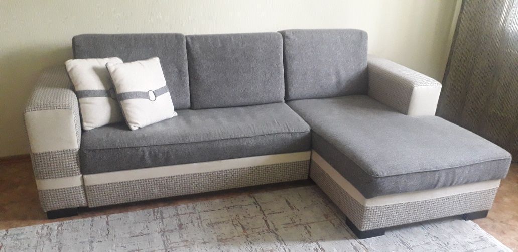 кресла и диван угловой