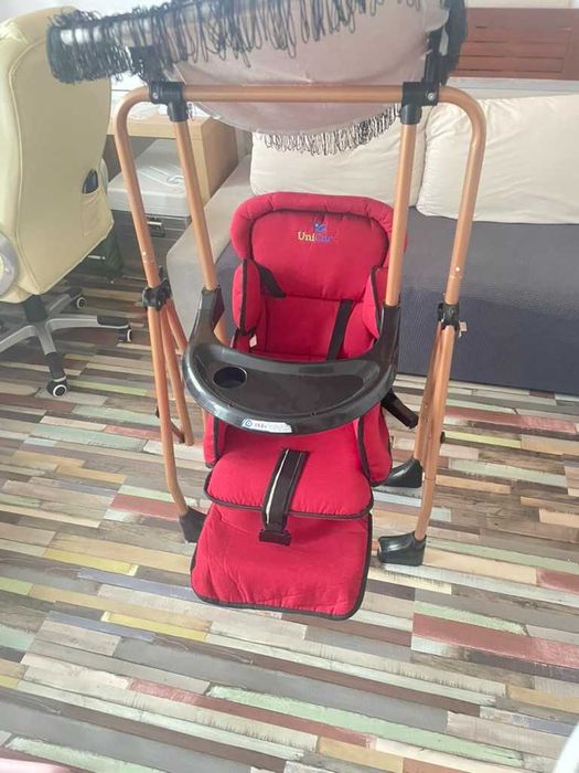 Balansoar si scaun de luat masa pliabil