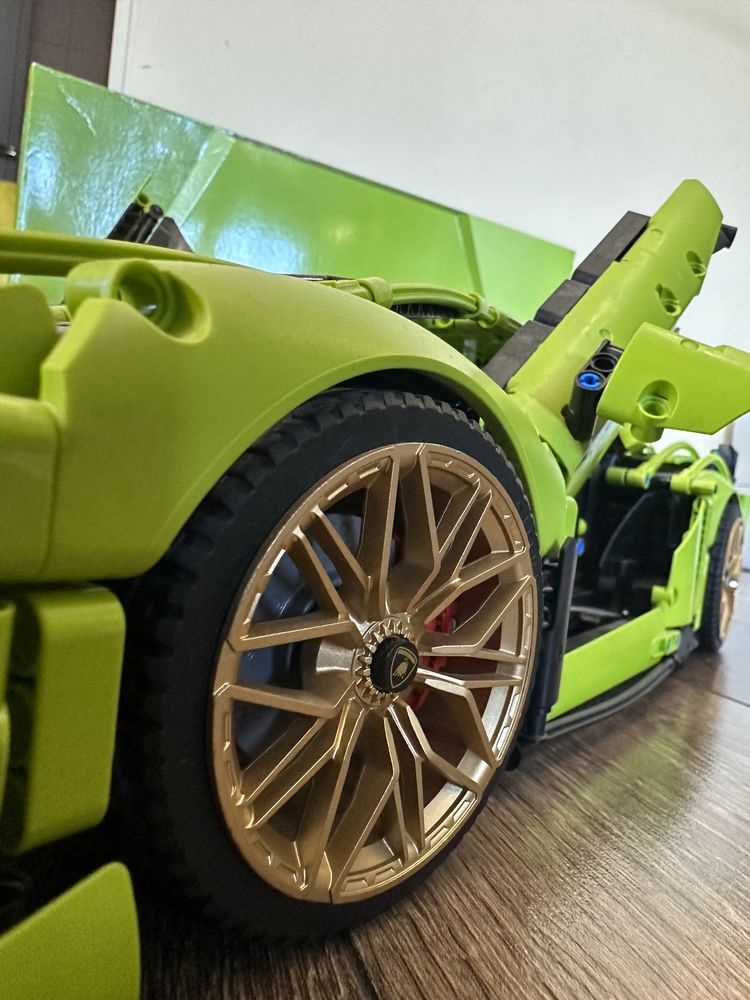 Lego technic lamborghini sian