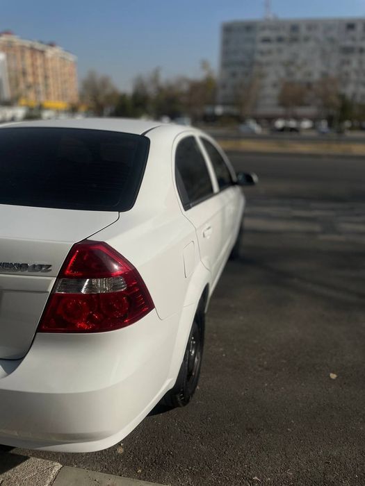 Chevrolet neksa 3 sotiladi