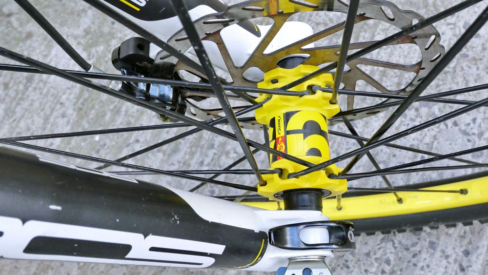 YT Capra CF Pro, 27.5 S, карбон, BOS Deville 170 ход, 1x 11 SRAM XO1