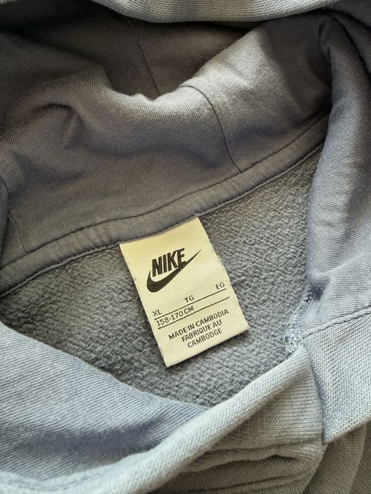 Nike sweetshirts