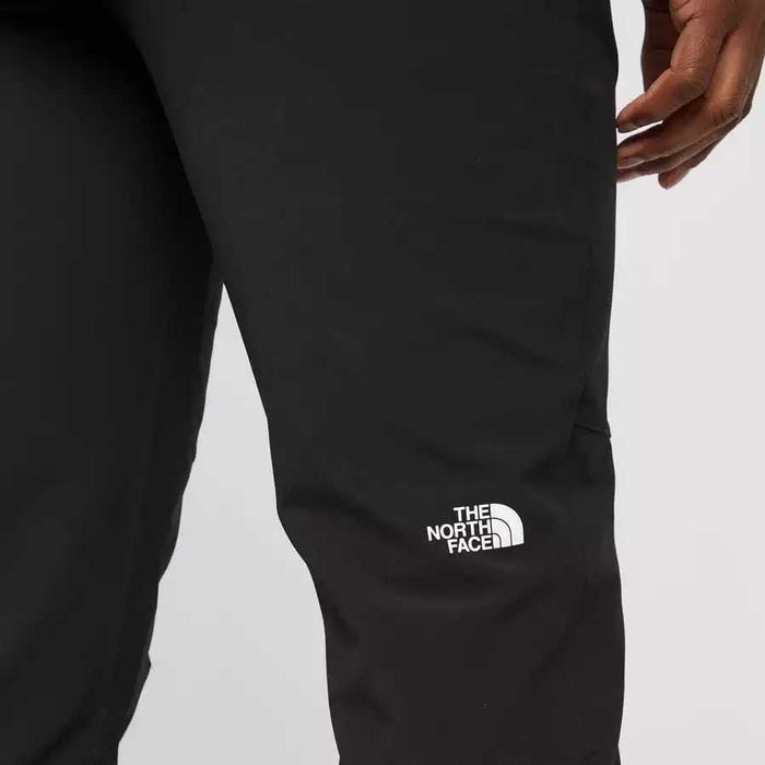 Pantaloni barbatesti The North Face, Grivola. Masura 32 si 34 (M/L)