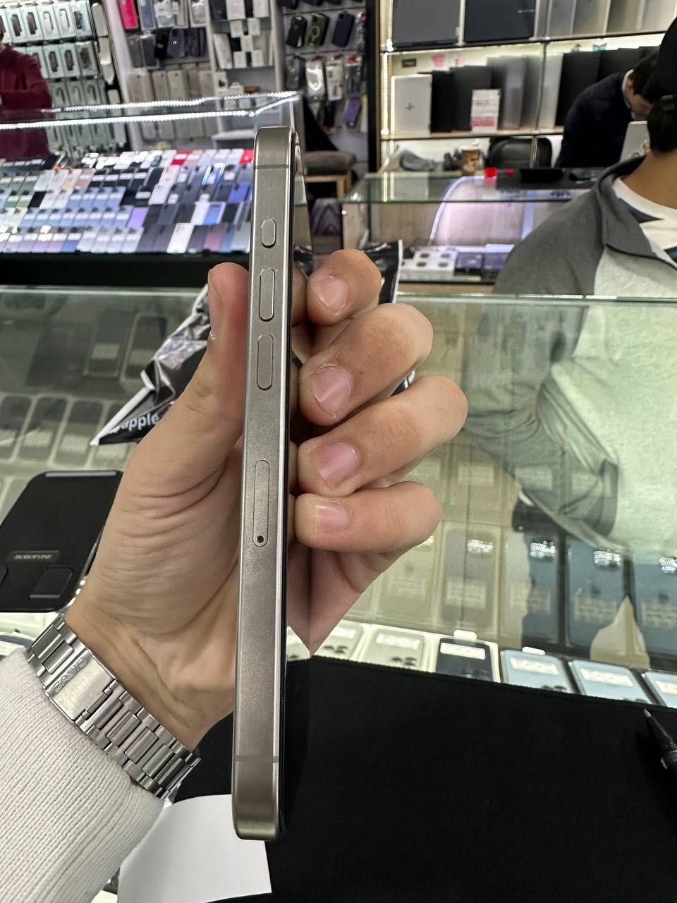 iPhone 15 Pro 128GB ZA/A 2-sim Natural Titan.