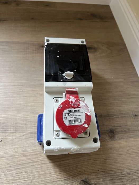 Tablou organizare santier IP44 Scame 1 priza trifazata si 2 monofazate