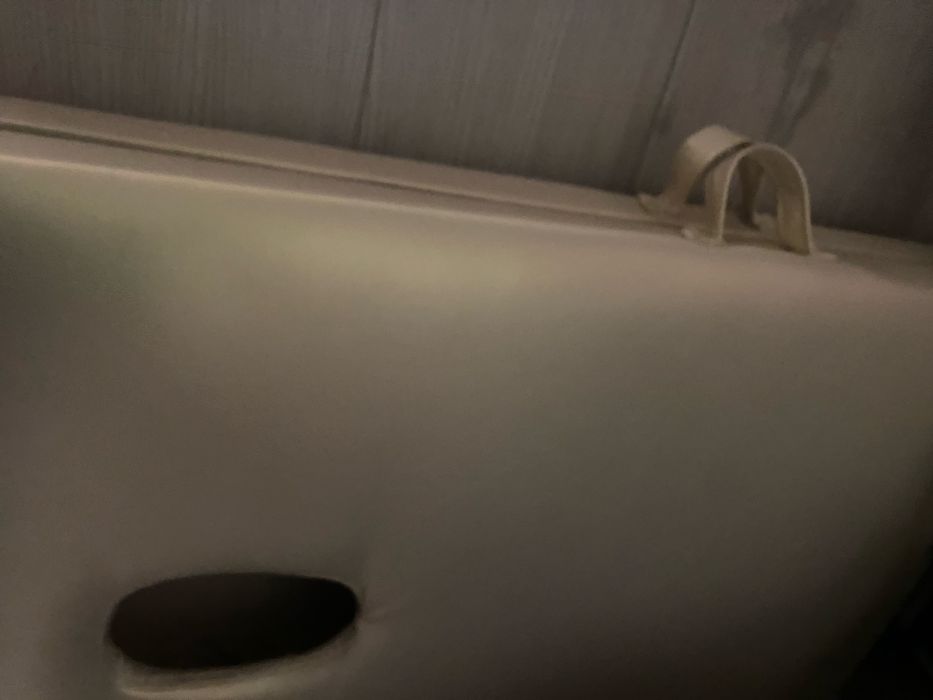 Кушетка для салонов красоты