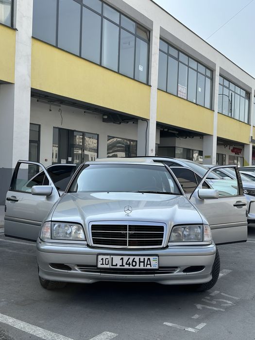 Mersadez Benz W 202