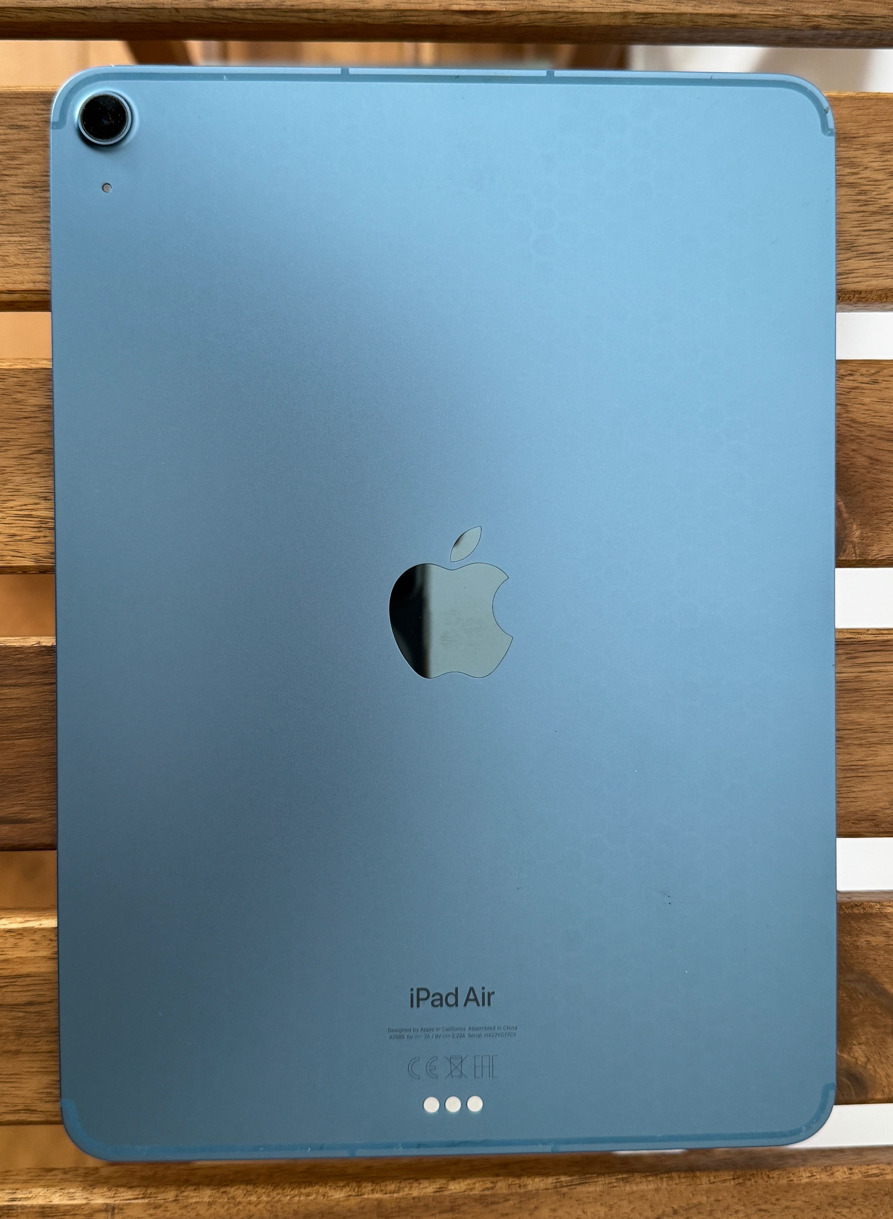 Apple iPad Air 5 64GB WiFi + Cellular (Blue) M1