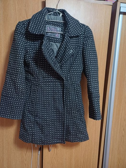 lot paltoane fetita