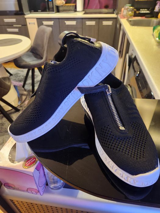 Дамски сникърси DKNY