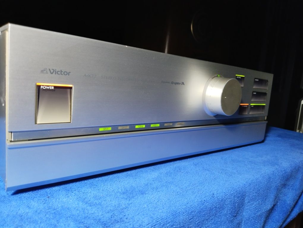 VICTOR/JVC A-X77 стерео усилитель