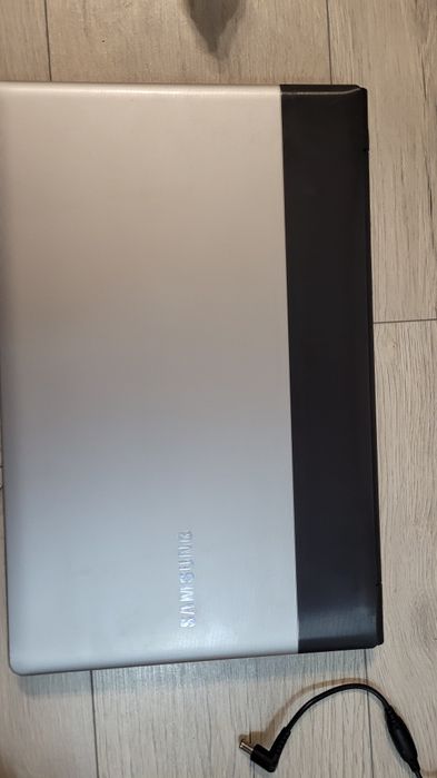 Laptop Samsung NP300E5A S04CH i5-2450m 4 GB