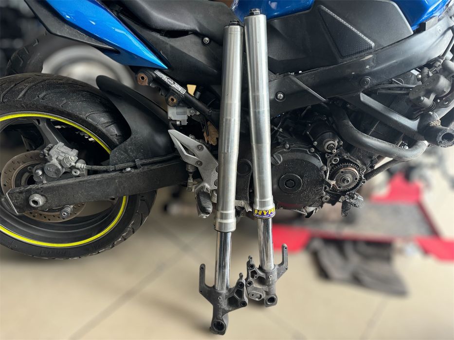 Suzuki GSR 750 2016 на ЧАСТИ
