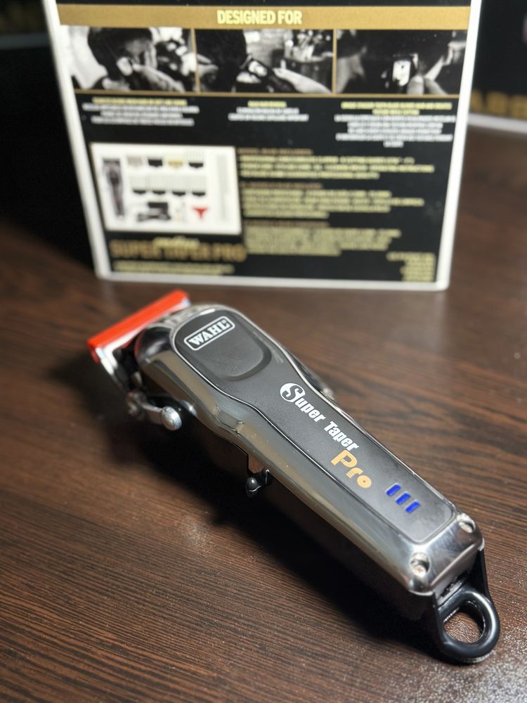 Професионална машинка за подстригване WAHL CORDLESS SUPER TAPER PRO