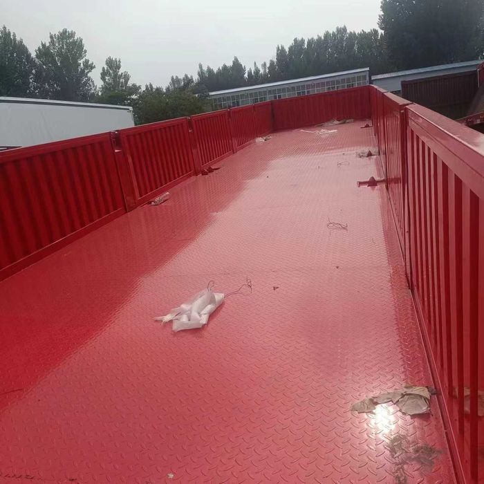 Ko'p maqsadli 13 metrli yarim romork, konteynerlarga bag'ishlangan