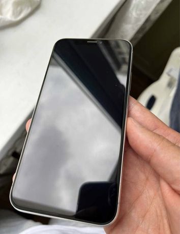 Iphone X 64Gb Silver продаю также рассматриваю варианты